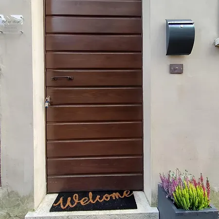 度假居 Loft Nel Borgo 阿米里亚